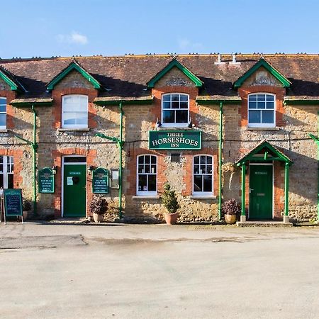 Three Horseshoes Inn Powerstock Exterior photo